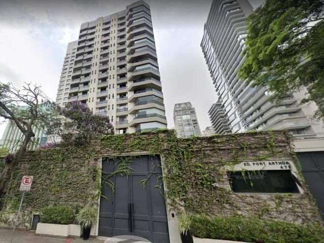 Apartamento com 220m² 3 quartos e 5 banheiros, à venda, no bairro Itaim Bibi em São Paulo