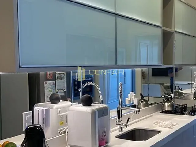 Apartamento com 260m² 4 quartos e 4 banheiros, à venda, no bairro Meia Praia em Itapema