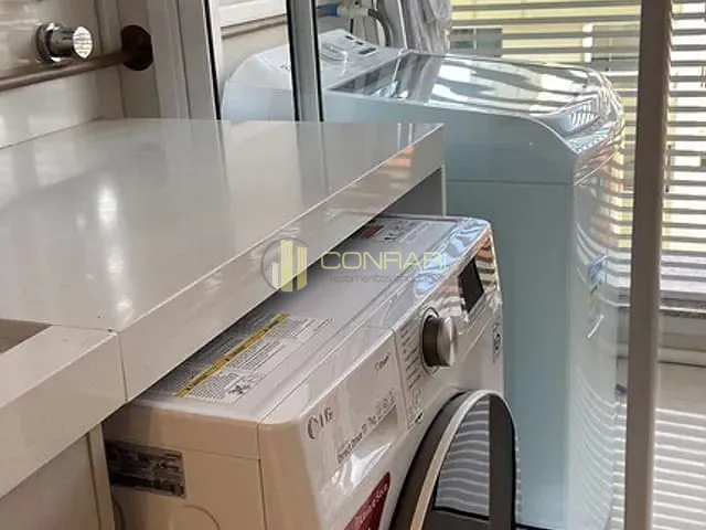 Apartamento com 260m² 4 quartos e 4 banheiros, à venda, no bairro Meia Praia em Itapema
