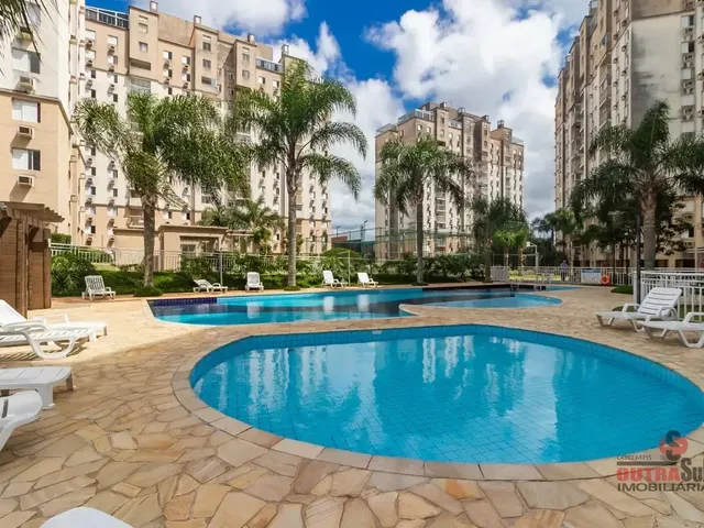 Apartamento 3 quartos e 2 banheiros, para alugar, no bairro XAXIM em Curitiba