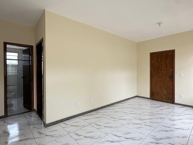 Foto do Apartamento - Apartamento para locação com 2 quartos (1 suíte) armários planejados e uma vaga, Heliópolis, Belo Horizonte, MG | Deltalar Imóveis