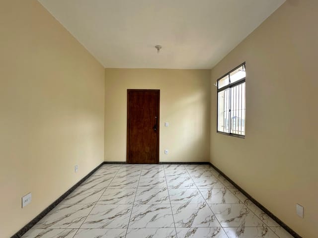 Foto do Apartamento - Apartamento para locação com 2 quartos (1 suíte) armários planejados e uma vaga, Heliópolis, Belo Horizonte, MG | Deltalar Imóveis