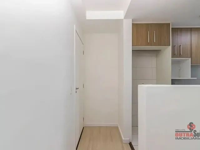 Apartamento 2 quartos e 2 banheiros, para alugar, no bairro Xaxim em Curitiba