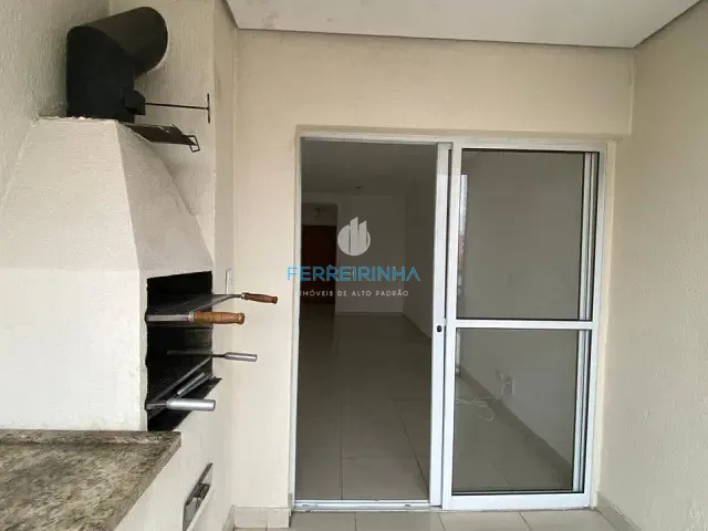 Apartamento 3 quartos e 2 banheiros, para alugar, no bairro Jardim das Indústrias em São José dos Campos