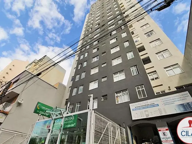 Apartamento 1 quarto e 1 banheiro, para alugar, no bairro Centro em Curitiba