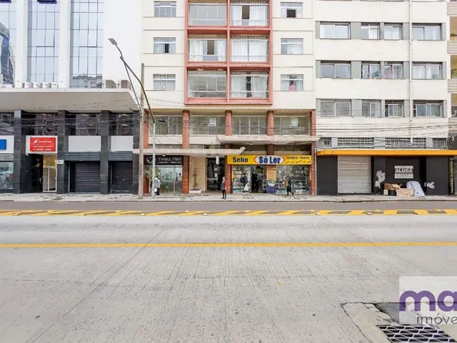 Apartamento com 41m² 1 quarto e 1 banheiro, para alugar, no bairro Centro em Curitiba