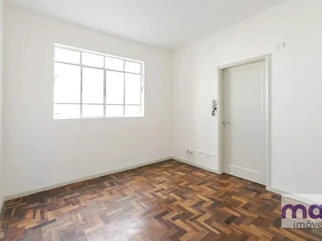 Apartamento com 41m² 1 quarto e 1 banheiro, para alugar, no bairro Centro em Curitiba