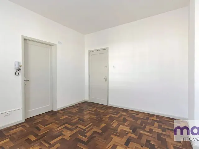 Apartamento com 41m² 1 quarto e 1 banheiro, para alugar, no bairro Centro em Curitiba