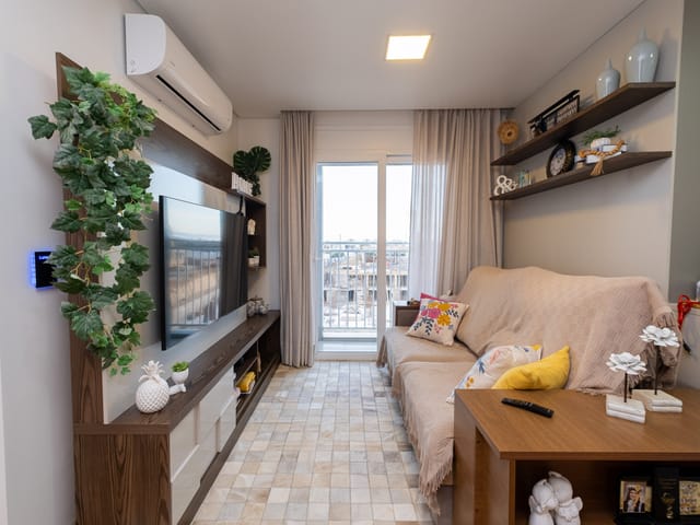 Apartamento 2 quartos e 2 banheiros, à venda, no bairro Três Vendas em Pelotas