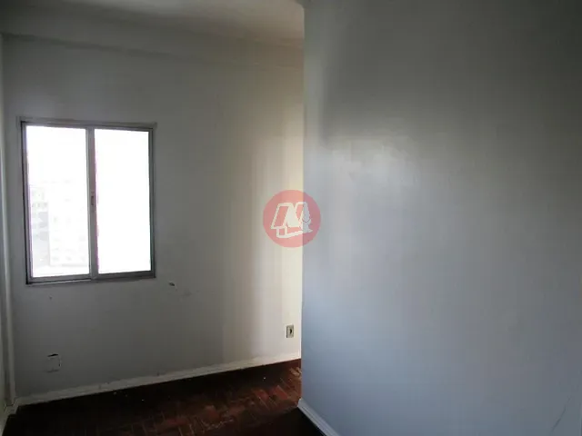 Apartamento 2 quartos e 1 banheiro, para alugar, no bairro Floresta em Porto Alegre