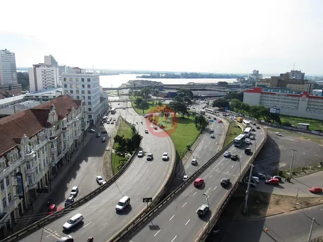 Apartamento 2 quartos e 1 banheiro, para alugar, no bairro Floresta em Porto Alegre