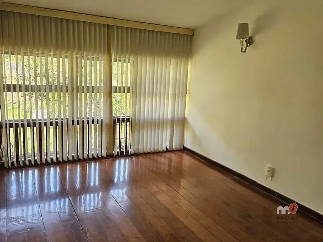 Apartamento 2 quartos e 1 banheiro, à venda, no bairro Independência em Petrópolis