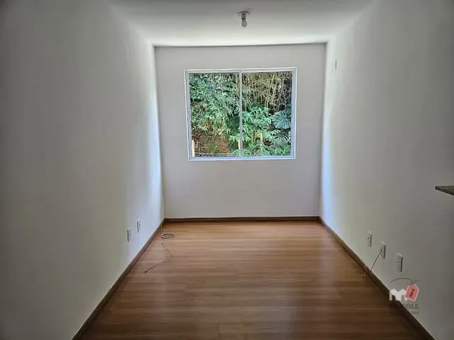 Apartamento 2 quartos e 1 banheiro, à venda, no bairro Morin em Petrópolis