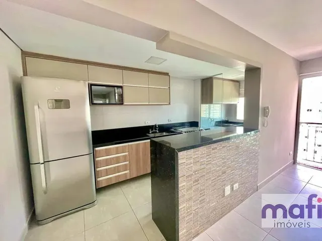 Apartamento com 85m² 2 quartos e 3 banheiros, para alugar, no bairro Centro em Curitiba