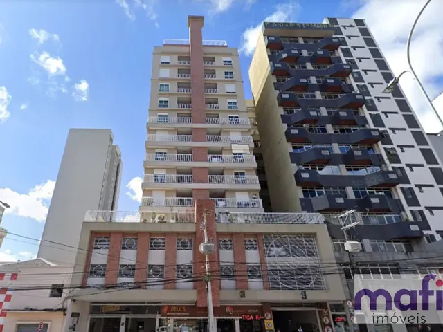 Apartamento com 85m² 2 quartos e 3 banheiros, para alugar, no bairro Centro em Curitiba