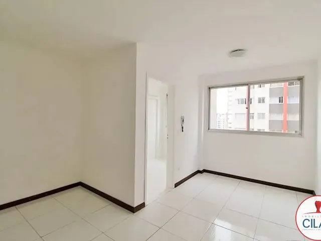 Apartamento 1 quarto e 1 banheiro, para alugar, no bairro Rebouças em Curitiba