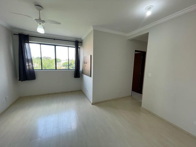 Apartamento 3 quartos e 1 banheiro, para alugar, no bairro Cláudia em Londrina