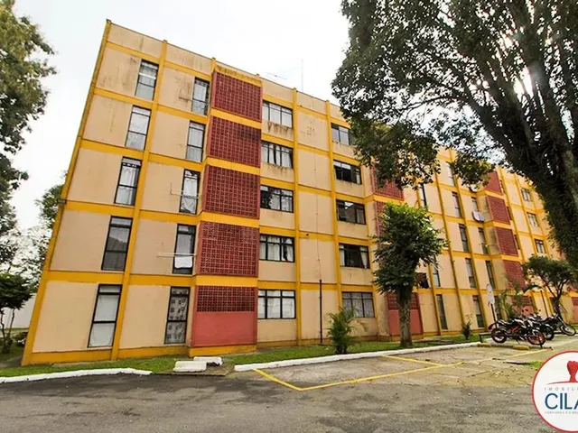 Apartamento 2 quartos e 1 banheiro, para alugar, no bairro Barreirinha em Curitiba