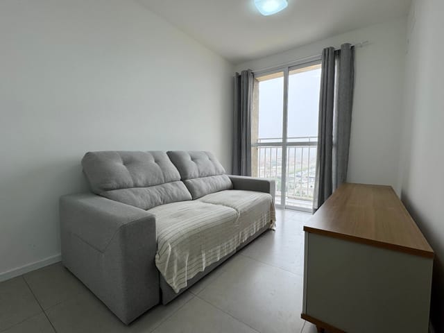 Apartamento com 62m² 2 quartos e 1 banheiro, para alugar, no bairro Centro em Pelotas