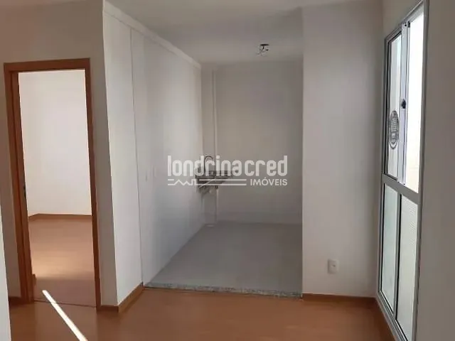 Apartamento 2 quartos e 1 banheiro, à venda, no bairro Cidade Industrial 2 em Londrina