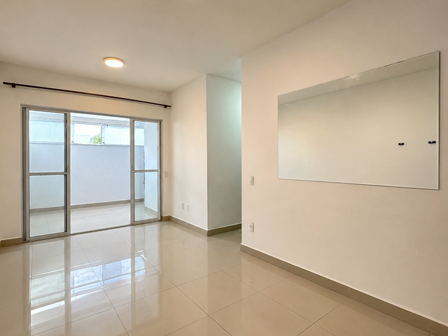 Foto do Apartamento - Espaçosa área privativa com 3 quartos (1 suíte) , com armários planejados e uma vaga, Planalto, Belo Horizonte, MG | Deltalar Imóveis