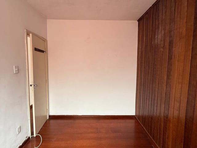 Apartamento 2 quartos e 1 banheiro, para alugar, no bairro Alto da Serra em Petrópolis