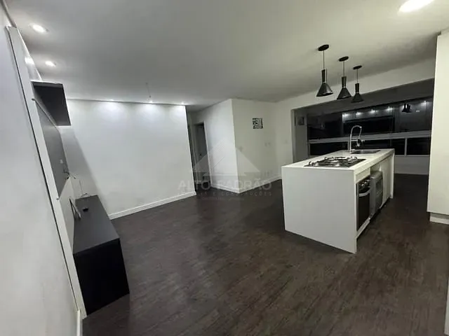 Apartamento 2 quartos e 1 banheiro, à venda, no bairro Jardim Pilar em Mauá