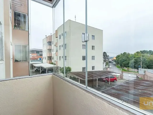 Apartamento 3 quartos e 1 banheiro, para alugar, no bairro Uberaba em Curitiba