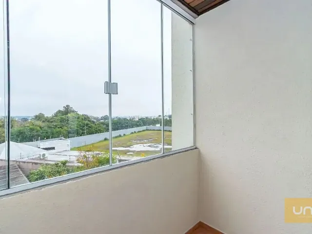 Apartamento 3 quartos e 1 banheiro, para alugar, no bairro Uberaba em Curitiba