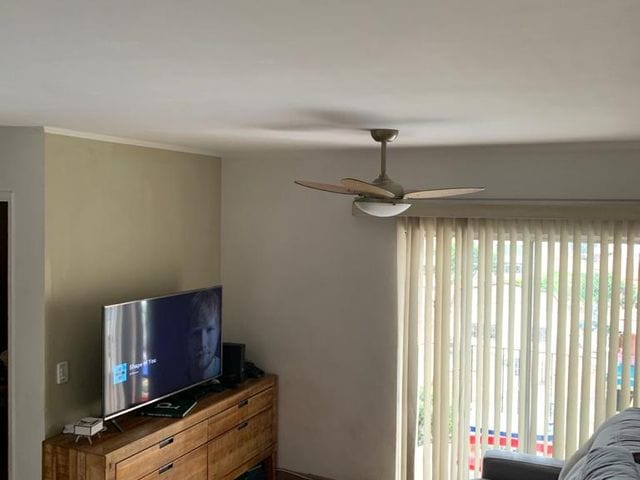 Foto do Apartamento - Localização Privilegiada. Apto à venda, reformado próximo do Parque da Aclimação, com 2 dormitórios, 2 banheiros, sacada , 50m² A. útil e 1 vaga de garagem, SP | Vieira Imóveis