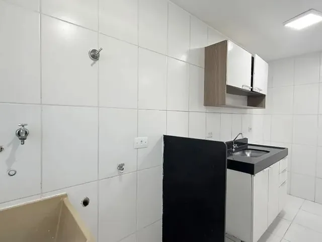 Apartamento 2 quartos e 2 banheiros, à venda, no bairro Novo Mundo em Curitiba