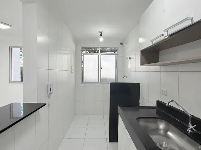 Apartamento 2 quartos e 2 banheiros, à venda, no bairro Novo Mundo em Curitiba