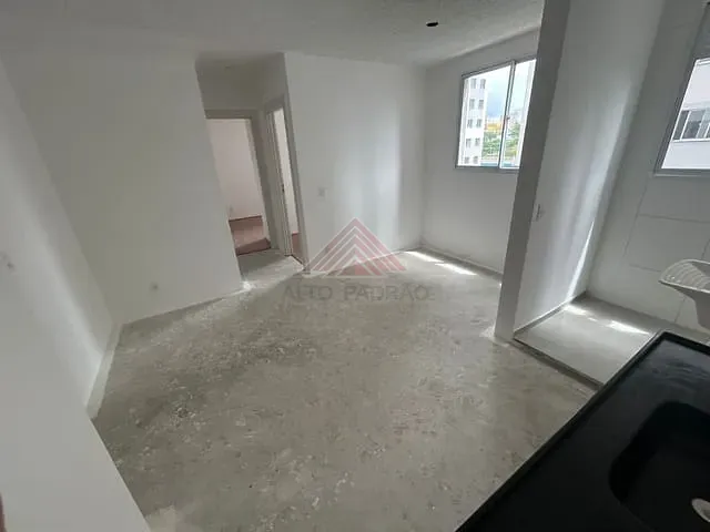 Apartamento 2 quartos e 1 banheiro, à venda, no bairro Campestre em Santo André