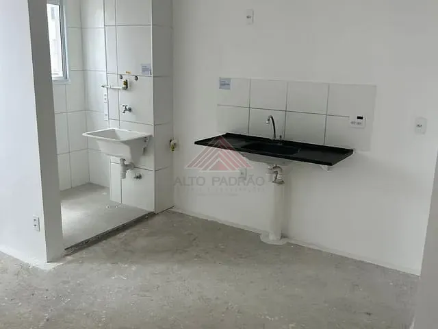 Apartamento 2 quartos e 1 banheiro, à venda, no bairro Campestre em Santo André