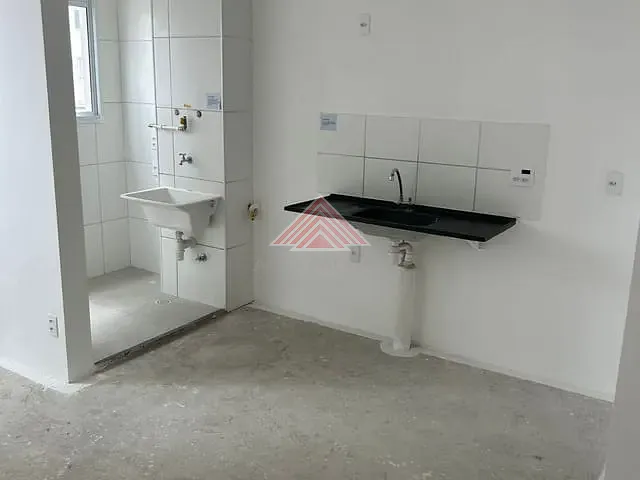 Apartamento 2 quartos e 1 banheiro, à venda, no bairro Campestre em Santo André