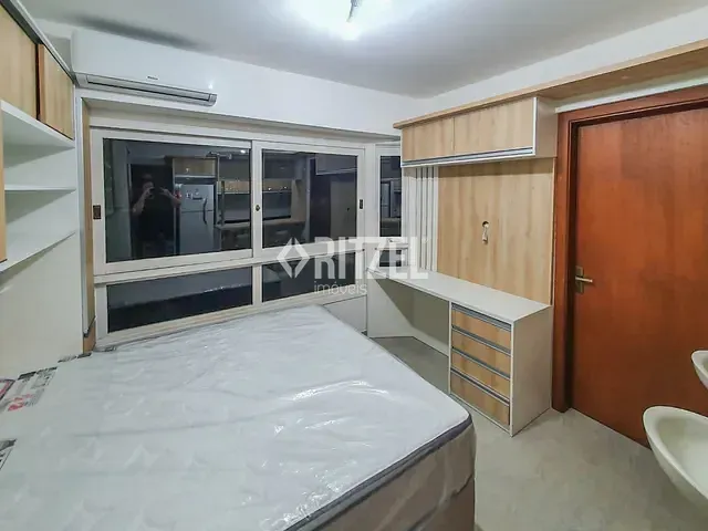 Kitnet 1 quarto e 1 banheiro, à venda, no bairro Pátria Nova em Novo Hamburgo