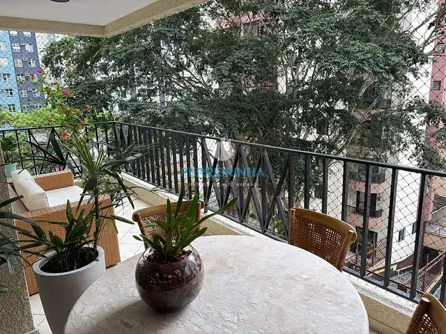 Apartamento 4 quartos e 4 banheiros, à venda ou para alugar, no bairro Parque Residencial Aquarius em São José dos Campos