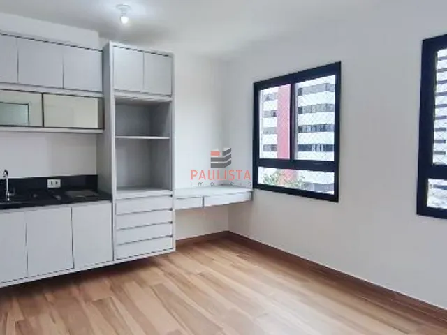 Studio com 28m² 1 quarto e 1 banheiro, para alugar, no bairro Mirandópolis em São Paulo