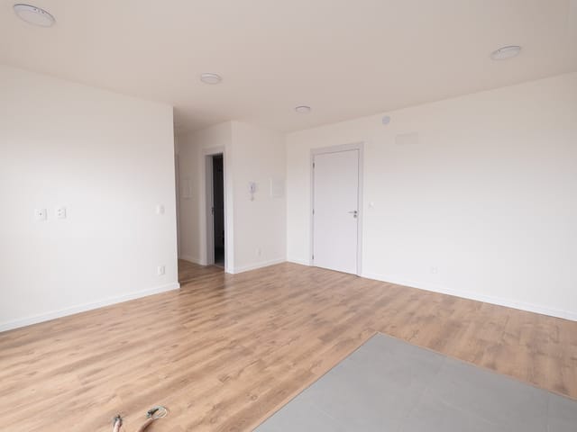 Apartamento 2 quartos e 2 banheiros, à venda, no bairro Areal em Pelotas