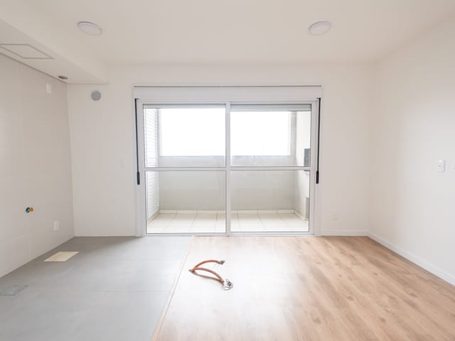 Apartamento 2 quartos e 2 banheiros, à venda, no bairro Areal em Pelotas