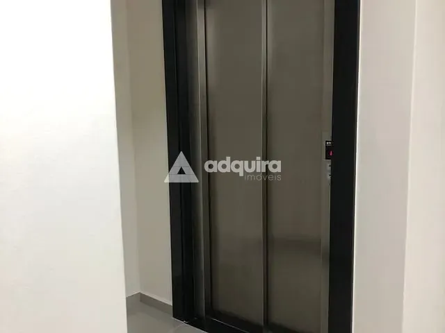 Apartamento 2 quartos e 2 banheiros, à venda, no bairro Centro em Ponta Grossa