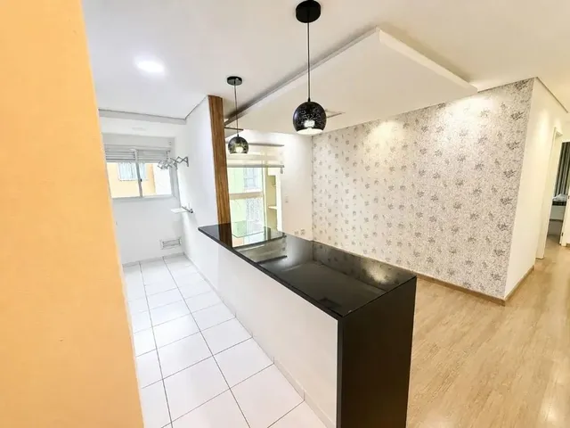 Apartamento 2 quartos e 2 banheiros, para alugar, no bairro Campo Comprido em Curitiba