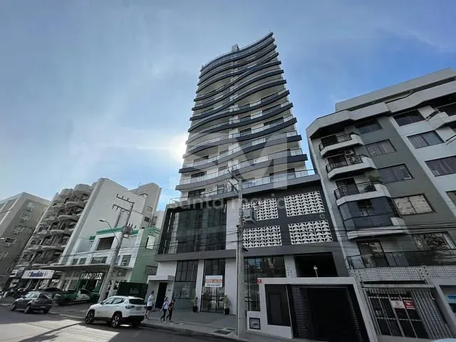 Apartamento com 163m² 3 quartos e 1 banheiro, à venda, no bairro Centro em Chapecó
