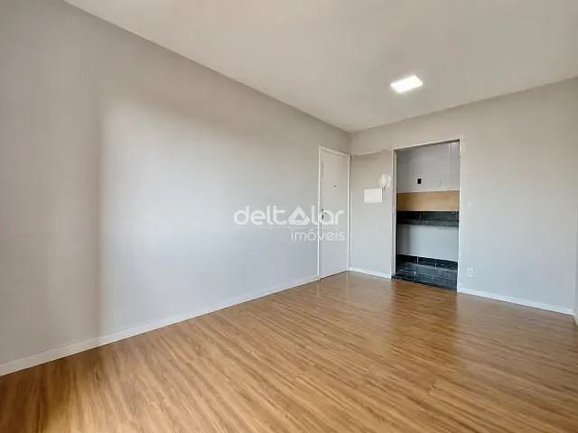 Apartamento com 65m² 3 quartos e 1 banheiro, à venda, no bairro Planalto em Belo Horizonte