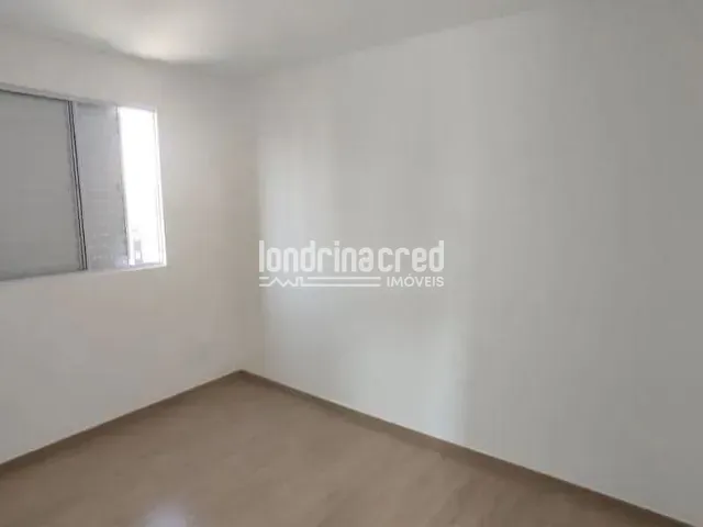 Apartamento 2 quartos e 1 banheiro, à venda, no bairro Jardim Maria Celina em Londrina