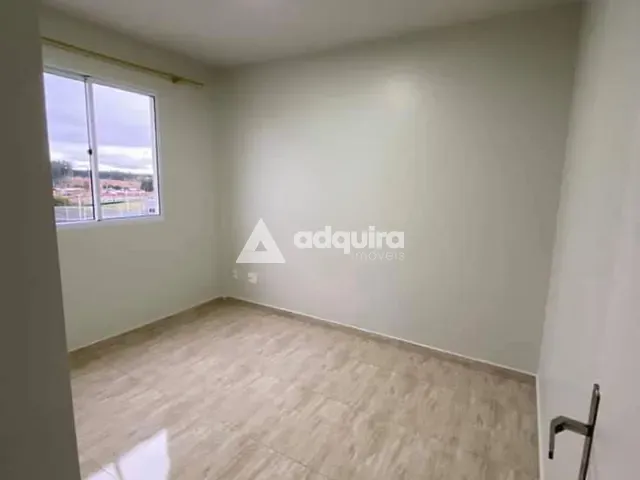 Apartamento com 59m² 2 quartos e 1 banheiro, à venda, no bairro Uvaranas em Ponta Grossa
