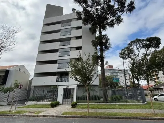 Apartamento 1 quarto e 1 banheiro, para alugar, no bairro Água Verde em Curitiba