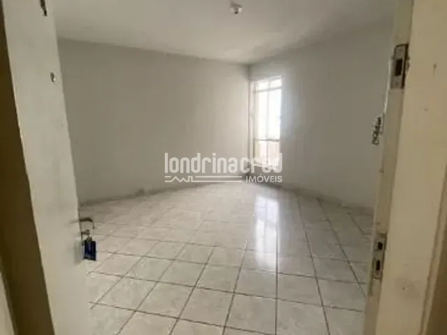 Apartamento 2 quartos e 1 banheiro, à venda, no bairro Centro em Londrina