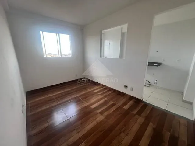 Apartamento 2 quartos e 1 banheiro, à venda, no bairro Jardim Mauá em Mauá