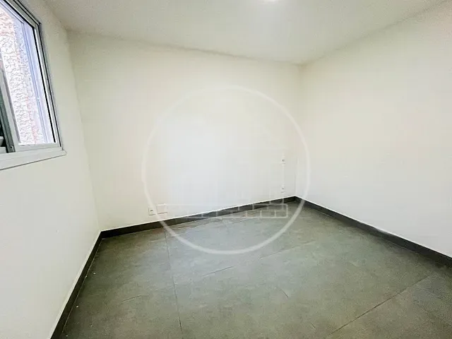 Apartamento 1 quarto e 1 banheiro, à venda ou para alugar, no bairro Vila Gea em São Paulo